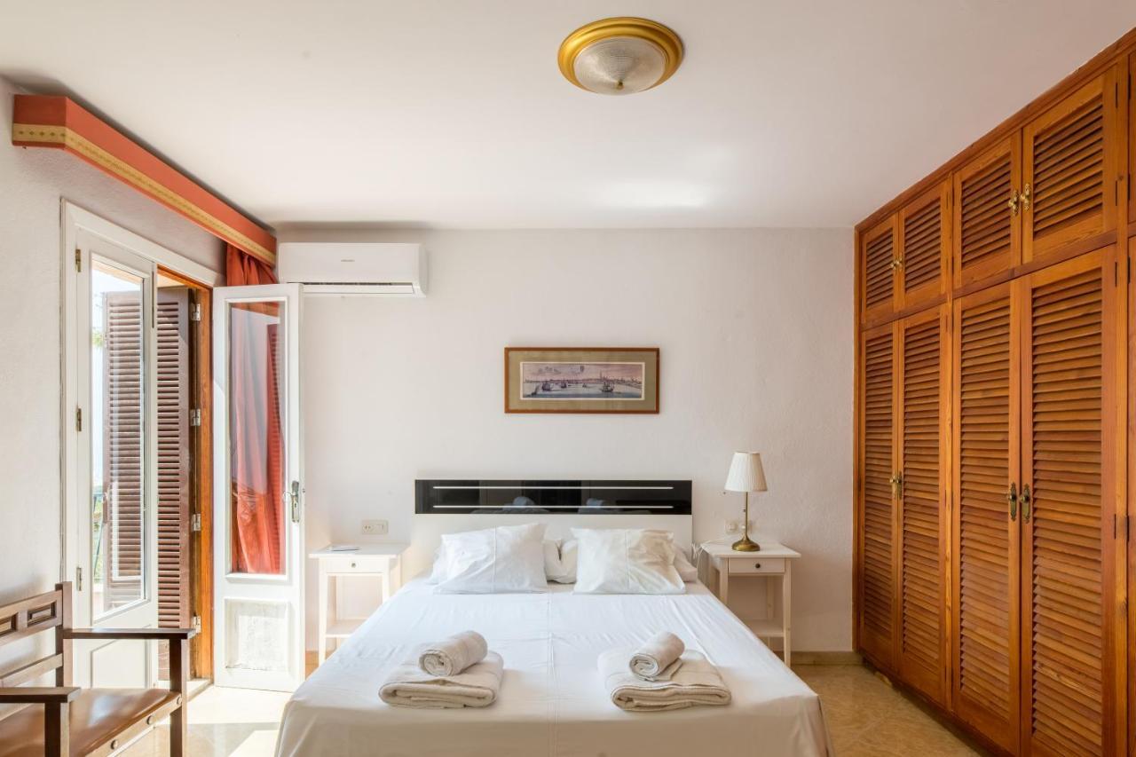 Big Villa Can Pedro In Palma De Mallorca Exterior photo